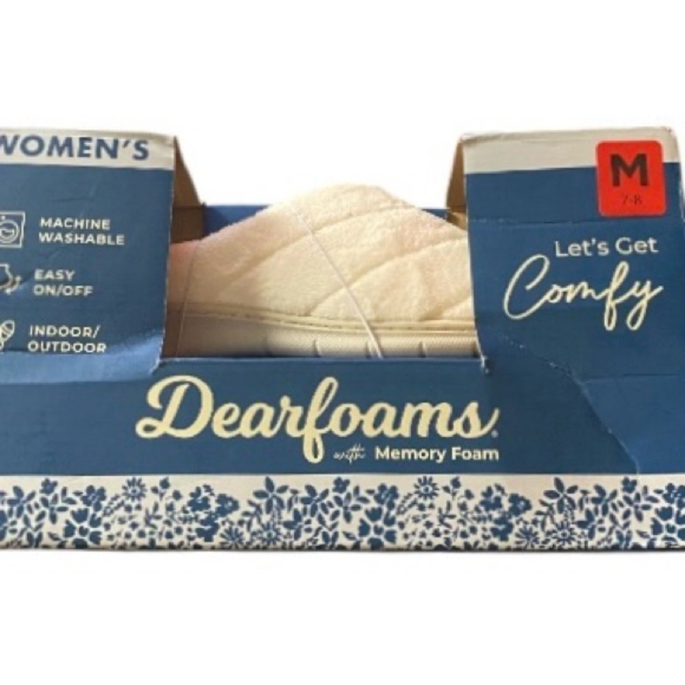 NWT-DEARFOAMS-WOMENS MEMORY FOAM WHITE SLIPPERS-SUZE 7/8